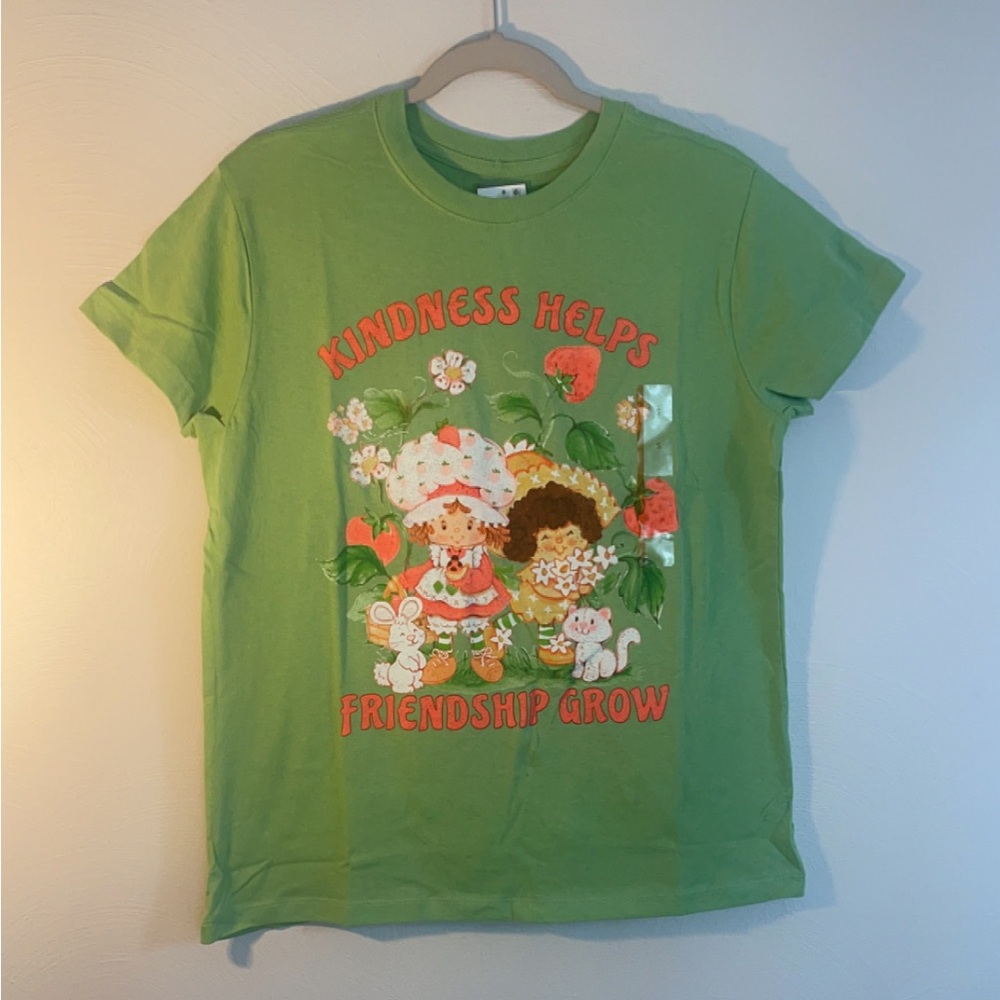 Kids Green Graphic Tee with Strawberry Shortcake Design